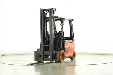 Sähkö - 4 pyör 2017  Linde E-50-HL-01-600 (388) (1)
