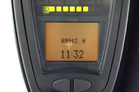 Eléctrica de 4 ruedas 2012  Linde E-25-01 (387) (5)