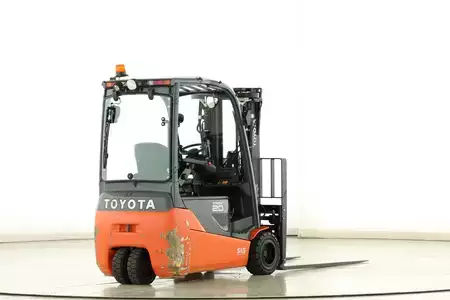 Sähkö - 3 pyör 2018  Toyota 8-FBE-20-T (2)