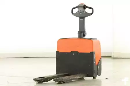 Nízkozdvižný vozík 2018  Toyota LWE-130 (1)