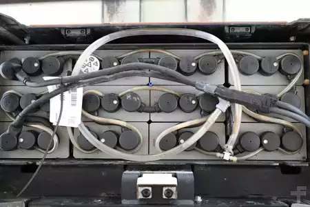 Nízkozdvižný vozík 2018  Toyota LPE-200 (3)