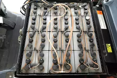 Chariots électriques à 4 roues 2019  Toyota 8-FBM-16-T (3)