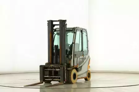 4-wiel elektrische heftrucks 2013  Still RX-60-25 (1)