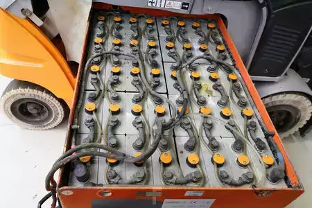 Carrelli elettrici 4 ruote 2016  Still RX-60-30 (3)