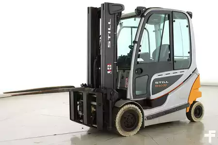 Carrelli elettrici 4 ruote 2016  Still RX-60-30 (7)