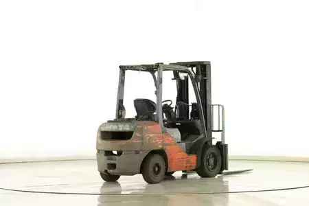 Nestekaasutrukki 2008  Toyota 02-8-FGF-30 (2)