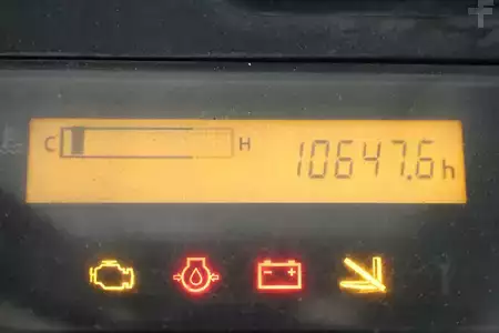 LPG heftrucks 2012  Toyota 02-8-FGF-30 (4)