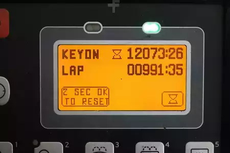 Sähkö - 4 pyör 2017  Toyota 8-FBMKT-25 (4)