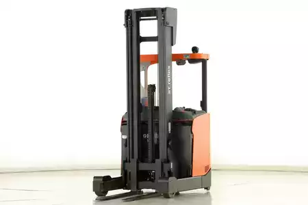 Reach Truck 2018  Toyota RRE-160-H (1)