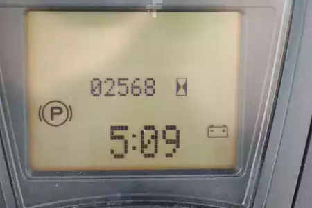 Elektromos 4 kerekű 2014  Linde E-25 (387) (4)
