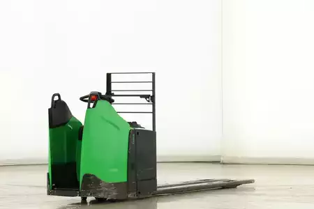 Nízkozdvižný vozík 2018  Cesab P-322 (2)
