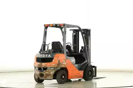Wózki gazowe 2018  Toyota 02-8-FGF-25 (2)