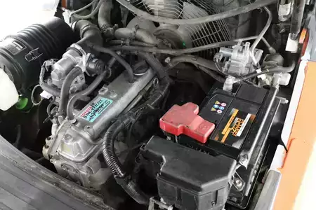 Wózki gazowe 2017  Toyota 02-8-FGF-30 (5)