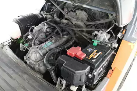 Gázüzemű targoncák 2017  Toyota 02-8-FGJF-35 (3)