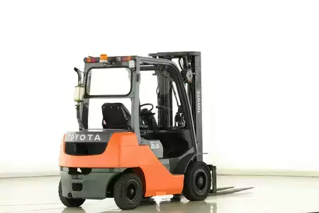 Dieseltrukki 2008  Toyota 52-8-FDF-25 (2)