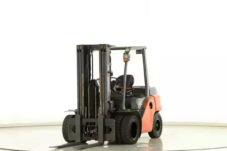 Dieseltrukki 2019  Toyota 40-8-FD-35-N (1)