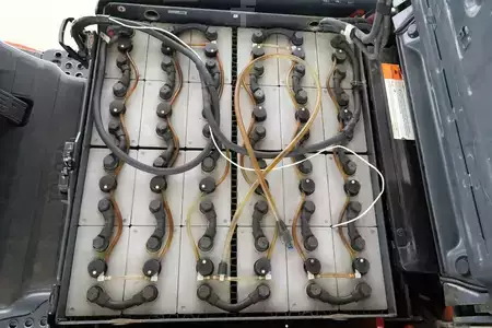 Elektro čtyřkolový VZV 2019  Toyota 8-FBM-18-T (3)
