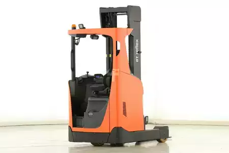 Chariots à mât rétractable 2017  Toyota RRE-140-H (2)