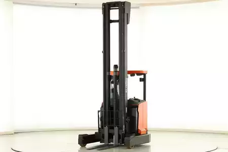 Reach Trucks 2020  Toyota RRE-200-HE (1)
