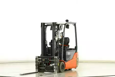 Elektro tříkolové VZV 2017  Toyota 8-FBE-16-T (1)