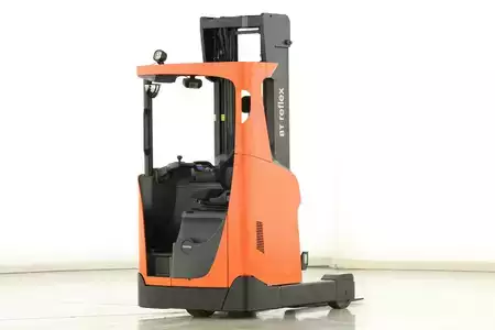 Chariots à mât rétractable 2019  Toyota RRE-140-H (2)