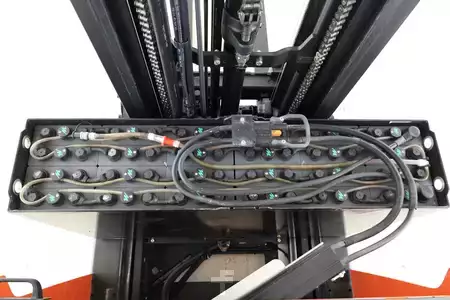 Chariots à mât rétractable 2019  Toyota RRE-140-H (3)