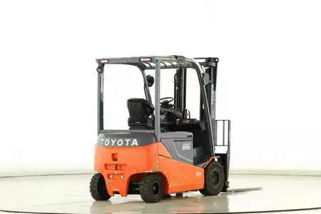 Elektro čtyřkolový VZV 2018  Toyota 8-FBMKT-25 (2)