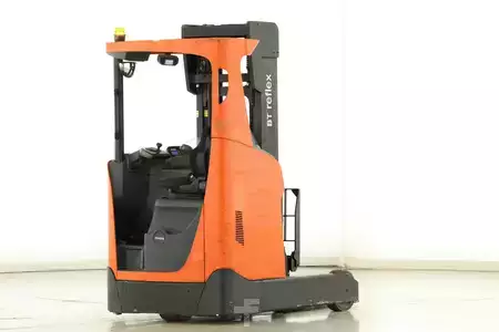 Reach Trucks 2019  Toyota RRE-200-H (2)