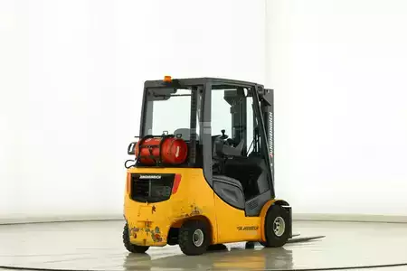 LPG Forklifts 2011  Jungheinrich TFG-320-S (2)