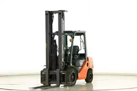 Dieseltrukki 2019  Toyota 02-8-FDF-30 (1)
