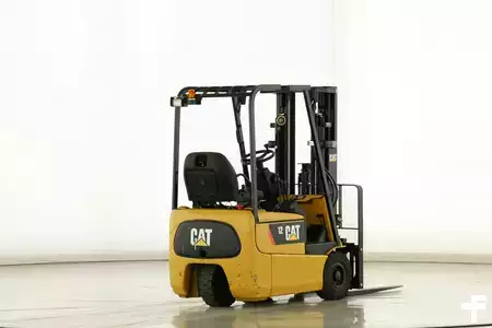 El truck - 3 hjulet 2011  CAT Lift Trucks EP-12-KRT (2)