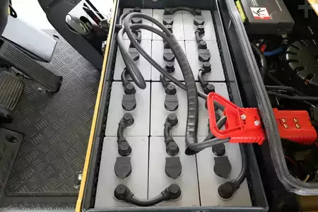 El truck - 3 hjulet 2011  CAT Lift Trucks EP-12-KRT (3)