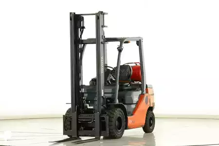 Wózki gazowe 2021  Toyota 02-8-FGF-25 (1)