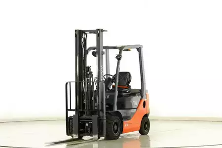 Carretilla elevadora diésel 2021  Toyota 42-8-FDF-15 (1)
