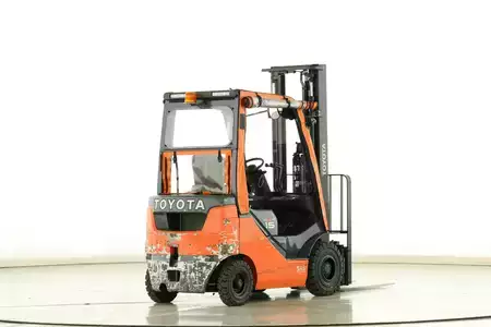 Carretilla elevadora diésel 2021  Toyota 42-8-FDF-15 (2)