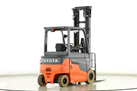 Elektromos 4 kerekű 2022  Toyota 9-FBM-25-T (2)