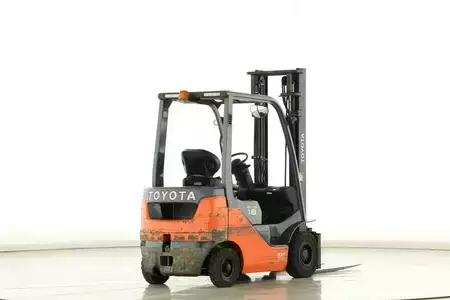 Carretilla elevadora diésel 2021  Toyota 42-8-FDF-18 (2)