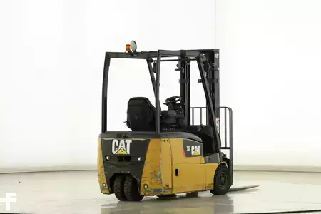 Elektro čtyřkolový VZV 2018  CAT Lift Trucks EP-16-PNT (2)