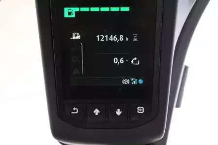 Elektryczne 4-kołowe 2022  Linde E-25 (1252) (4)