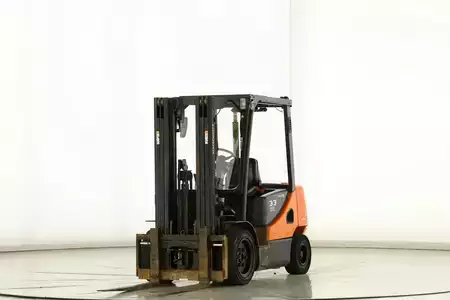 Wózki widłowe diesel 2014  Doosan D-33-S-5 (1)