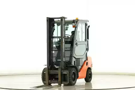 Wózki widłowe diesel 2018  Toyota 8-FD-30-F (1)