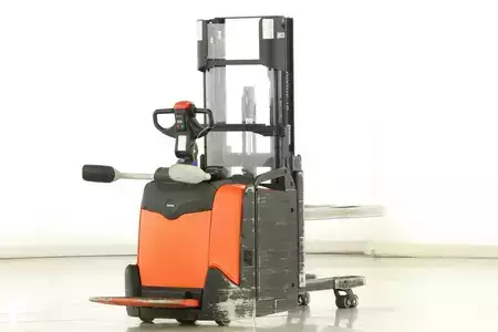 Apilador eléctrico 2018  Toyota SPE-120-L (2)