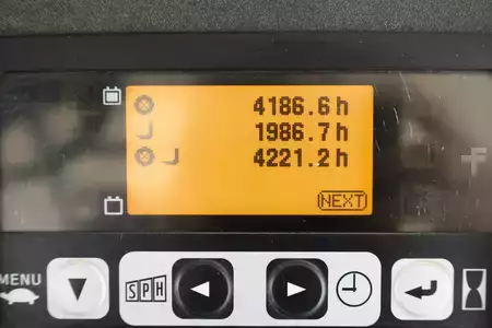 Carrelli elettrici 3 ruote 2015  Toyota 8-FBET-16 (5)