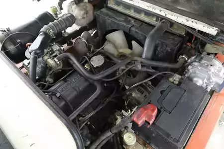 LPG VZV 1999  Nissan UJ-02-A-25-U (3)