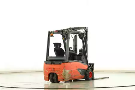 Eléctrica de 3 ruedas 2021  Linde E-18-L (386) (2)