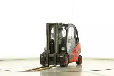Gázüzemű targonca 2014  Linde H-35-T-02 (393) (1)