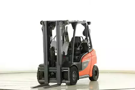 Gázüzemű targonca 2020  Linde H-35-T-01 (1202) (1)