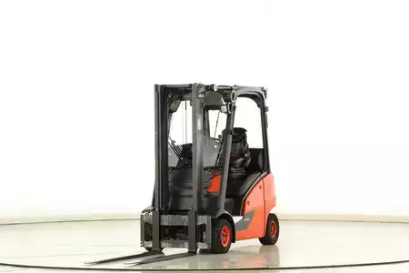 Gázüzemű targonca 2021  Linde H-14-T-01 (391) (1)