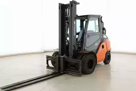 Diesel Forklifts 2014  Toyota 40-8-FD-45-N (5)