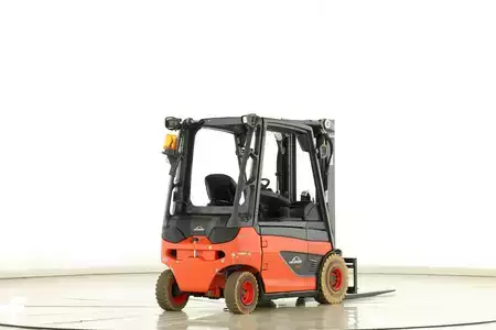 Elektro čtyřkolový VZV 2019  Linde E-20 (387) (2)